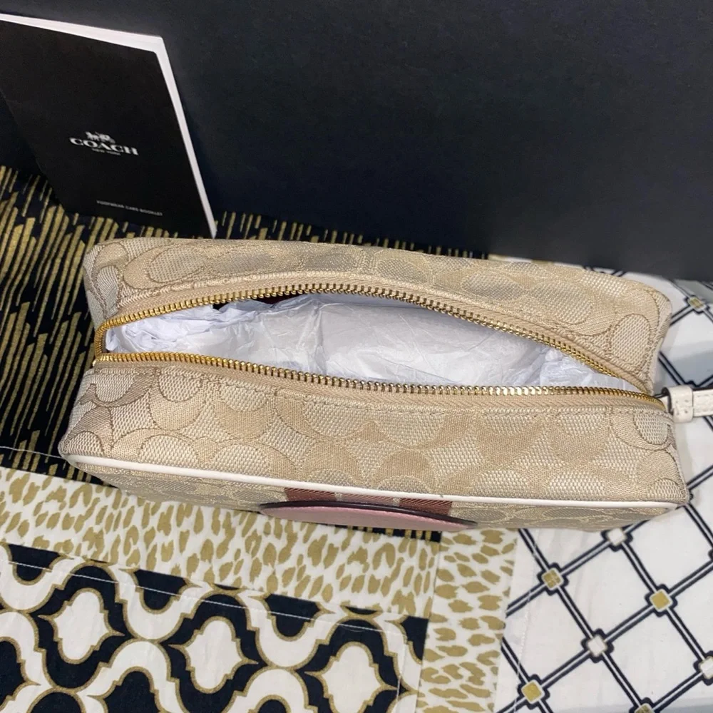 COACH DEMPSEY LARGE BOXY COSMETIC CASE N SIGNATURE JACQUARD WITH COACH PATCH
